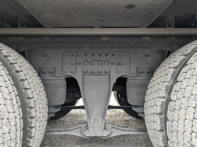 ＵＤ クオン 2PG-CG5CA(8x4)の写真16