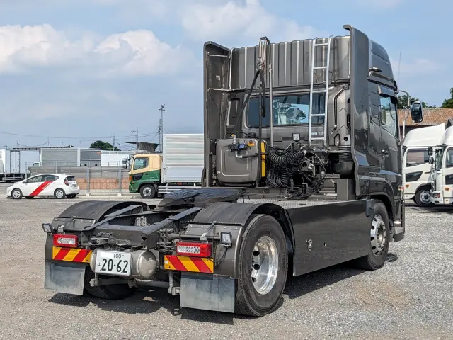 UD クオン 2RG-GK5DAD(2WD)の写真4