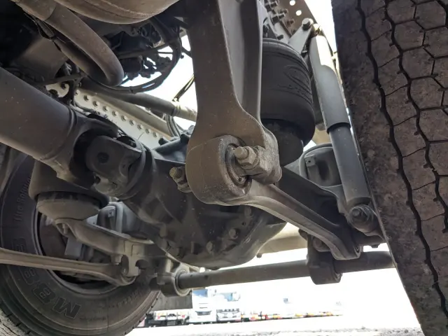 UD クオン 2RG-GK5DAD(2WD)の写真25