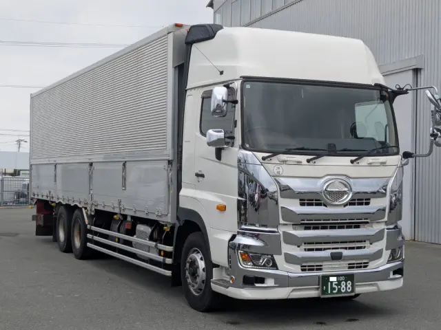 日野 プロフィア 2DG-FR1AHG(6x2)の写真2