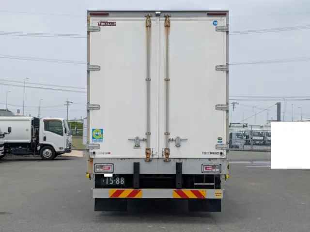 日野 プロフィア 2DG-FR1AHG(6x2)の写真7