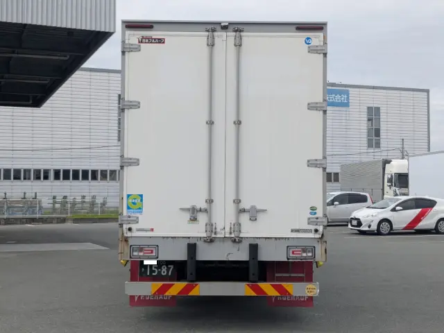日野 プロフィア 2DG-FR1AHG(6x2)の写真7