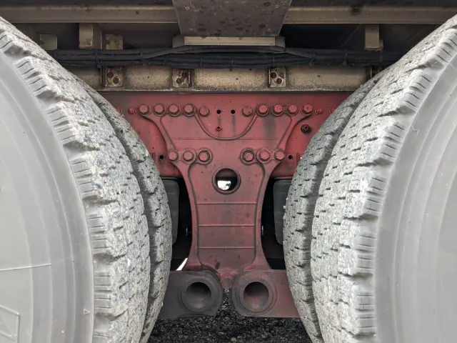 日野 プロフィア 2DG-FS1EHG(6x2)の写真34