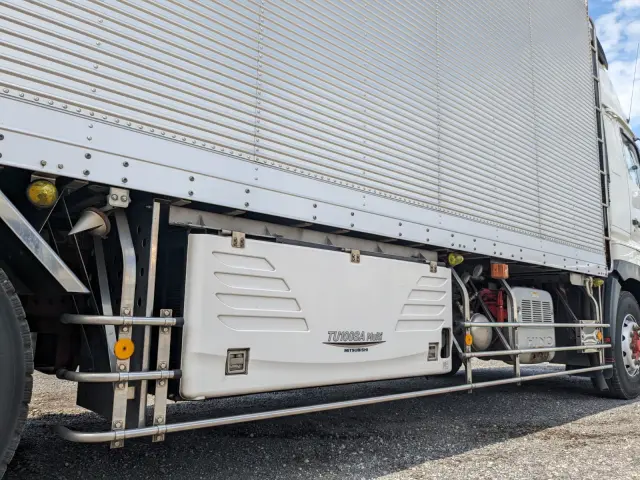 日野 プロフィア 2DG-FS1EHG(6x2)の写真38
