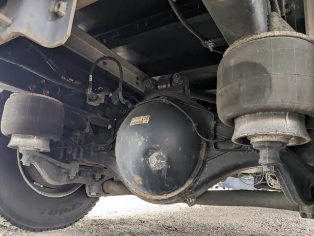 いすゞ フォワード 2RG-FRR90T2(2WD)の写真34