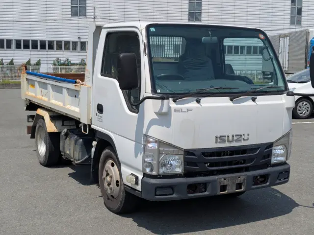 いすゞ エルフ TPG-NKR85AN(2WD)の写真2