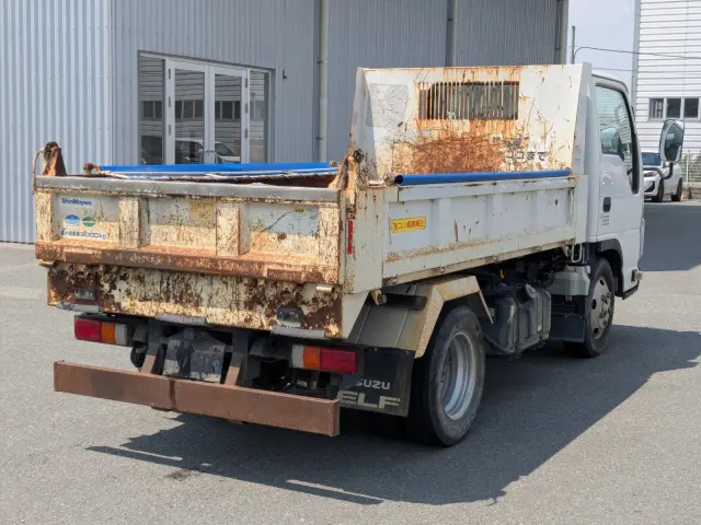 いすゞ エルフ TPG-NKR85AN(2WD)の写真4