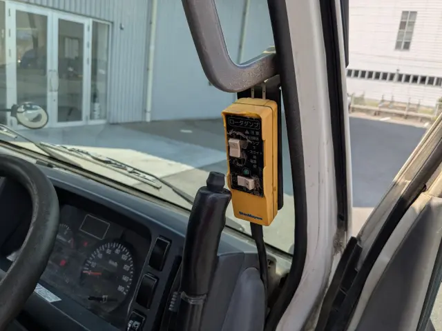 いすゞ エルフ TPG-NKR85AN(2WD)の写真14