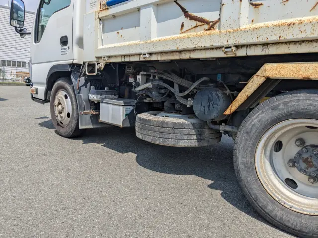いすゞ エルフ TPG-NKR85AN(2WD)の写真17