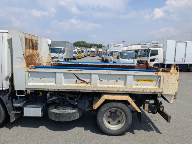 いすゞ エルフ TPG-NKR85AN(2WD)の写真20