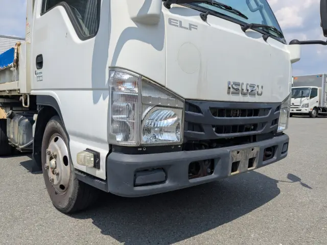 いすゞ エルフ TPG-NKR85AN(2WD)の写真25