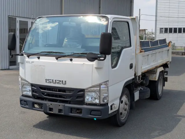 いすゞ エルフ TPG-NKR85AN(2WD)の写真1