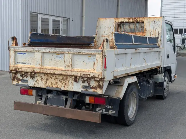 いすゞ エルフ TPG-NKR85AN(2WD)の写真4