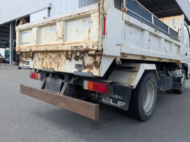 いすゞ エルフ TPG-NKR85AN(2WD)の写真6