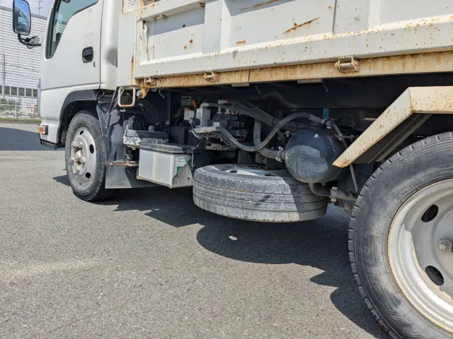 いすゞ エルフ TPG-NKR85AN(2WD)の写真11