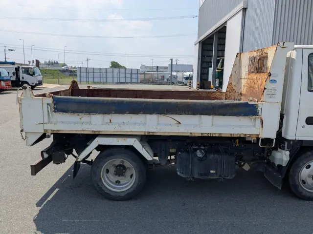 いすゞ エルフ TPG-NKR85AN(2WD)の写真17