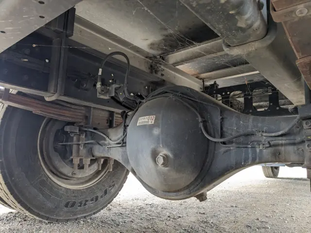 いすゞ フォワード 2PG-FRR90S2(2WD)の写真40