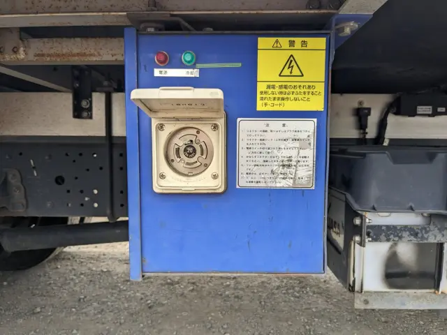 いすゞ フォワード 2PG-FRR90S2(2WD)の写真43