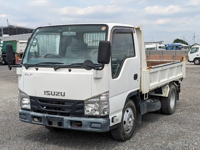 いすゞ エルフ TPG-NKR85AD(2WD)の写真1