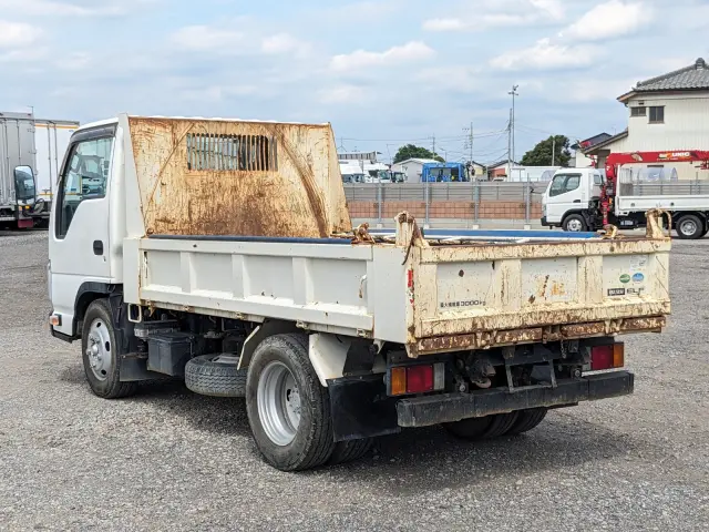 いすゞ エルフ TPG-NKR85AD(2WD)の写真3