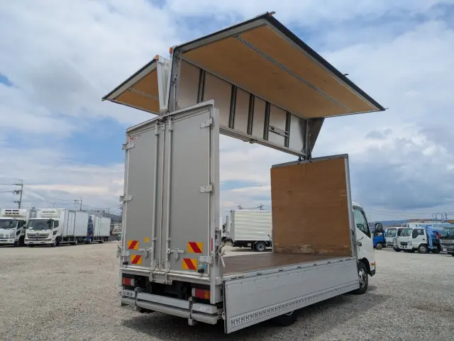 日野 デュトロ 2RG-XZU712M(2WD)の写真40