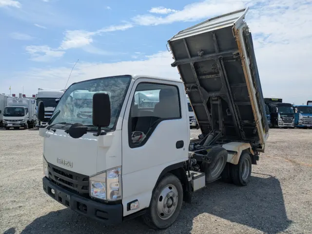 いすゞ エルフ TPG-NKR85AN(2WD)の写真22