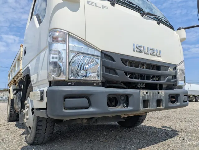 いすゞ エルフ TPG-NKR85AN(2WD)の写真25