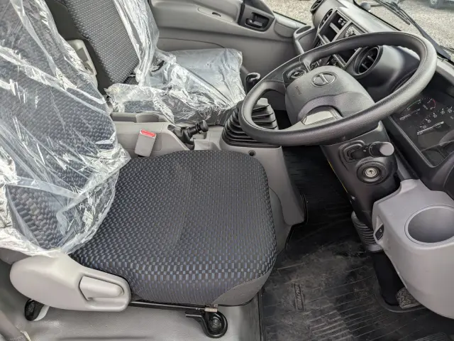 日野 デュトロ 2KG-XZU712M(2WD)の写真9