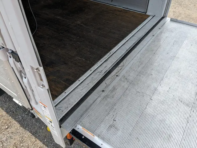 日野 デュトロ 2KG-XZU712M(2WD)の写真18