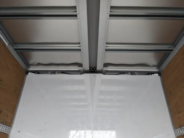 日野 レンジャー 2KG-FD2ABG(2WD)の写真23