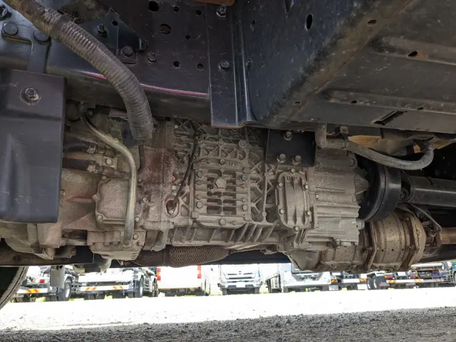 いすゞ エルフ TPG-NNR85AR(2WD)の写真26