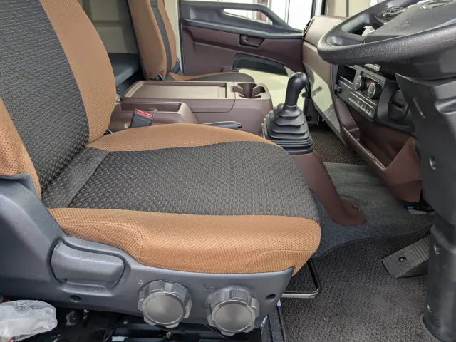 日野 レンジャー 2KG-FD2ABG(2WD)の写真13
