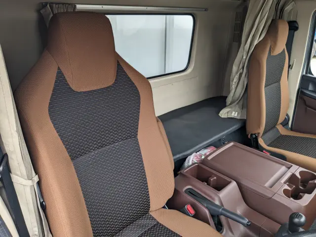日野 レンジャー 2KG-FD2ABG(2WD)の写真11