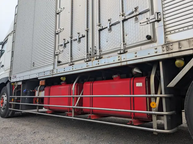 日野 プロフィア 2DG-FS1EHGの写真32