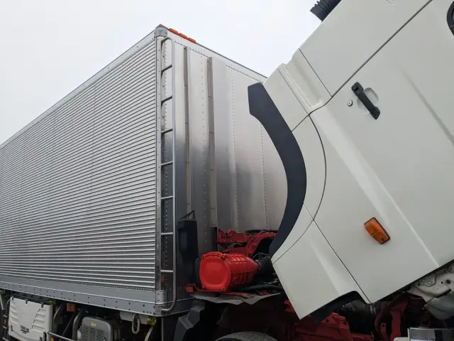 日野 プロフィア 2DG-FS1EHGの写真49