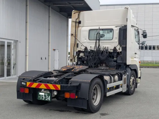 日野 プロフィア QPG-SH1EEDG(2WD)の写真4