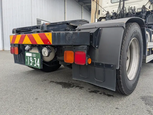 日野 プロフィア QPG-SH1EEDG(2WD)の写真6