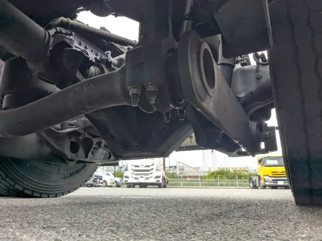 日野 プロフィア QPG-SH1EEDG(2WD)の写真16