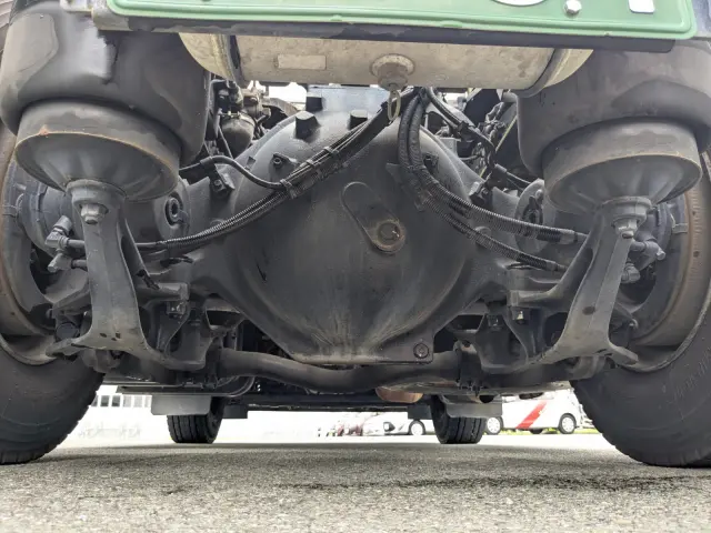 日野 プロフィア QPG-SH1EEDG(2WD)の写真18