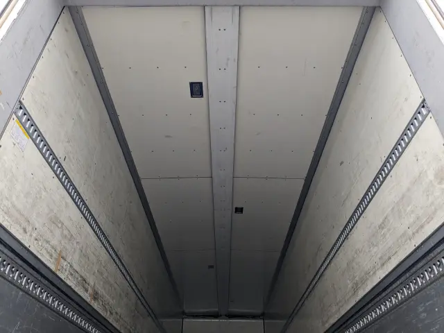 いすゞ ギガ QKG-CYJ77A(8x4)の写真30