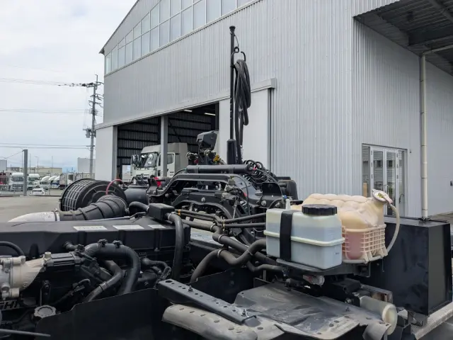 いすゞ ギガ 2RG-EK5DABの写真30