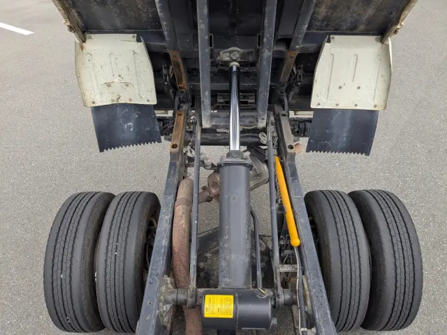 三菱 キャンター TPG-FBA60(2WD)の写真19