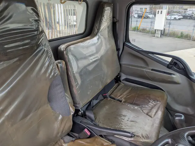 三菱 キャンター TPG-FBA60(2WD)の写真24