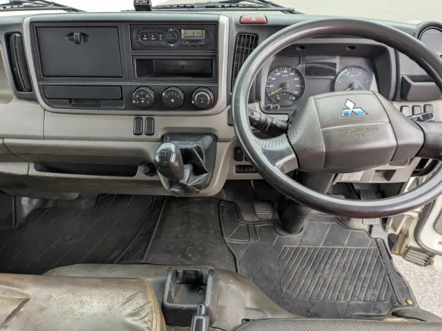 三菱 キャンター TPG-FBA60(2WD)の写真25