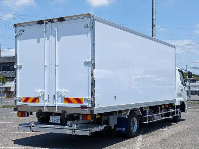 三菱 ファイター 2KG-FK65F(2WD)の写真4