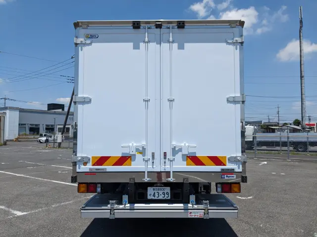 三菱 ファイター 2KG-FK65F(2WD)の写真5
