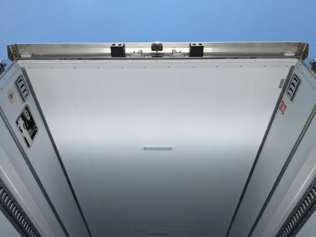 三菱 ファイター 2KG-FK65F(2WD)の写真13