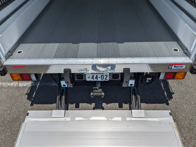 三菱 ファイター 2KG-FK65F(2WD)の写真12