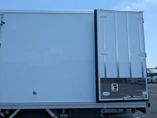 三菱 ファイター 2KG-FK65F(2WD)の写真29