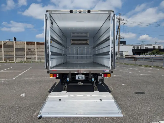 三菱 ファイター 2KG-FK65F(2WD)の写真9